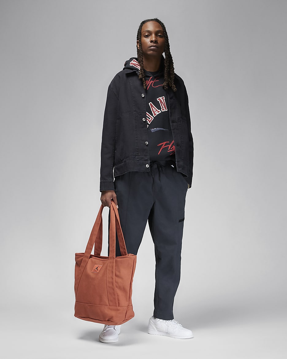 Jordan Essentials Men s Woven Trousers. Nike CA